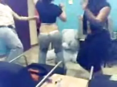 O irmão de olhos vendados não quero vídeo de pornô das brasileirinhas sabe que está transando com a irmã