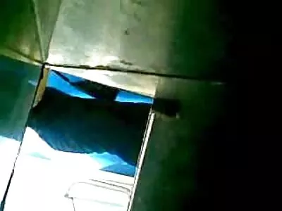 Duas loiras angelicais sendo fodidas em um FFM vídeo de pornô das brasileirinhas