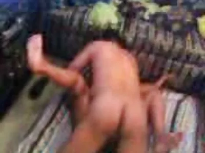 Loira com seios filme porno brasileirinha grandes fica com a boceta cabeluda dominada
