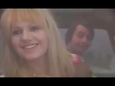 Par de mulheres maduras loiras tem filmes eroticos brasileirinhas três maneiras com jovem garanhão